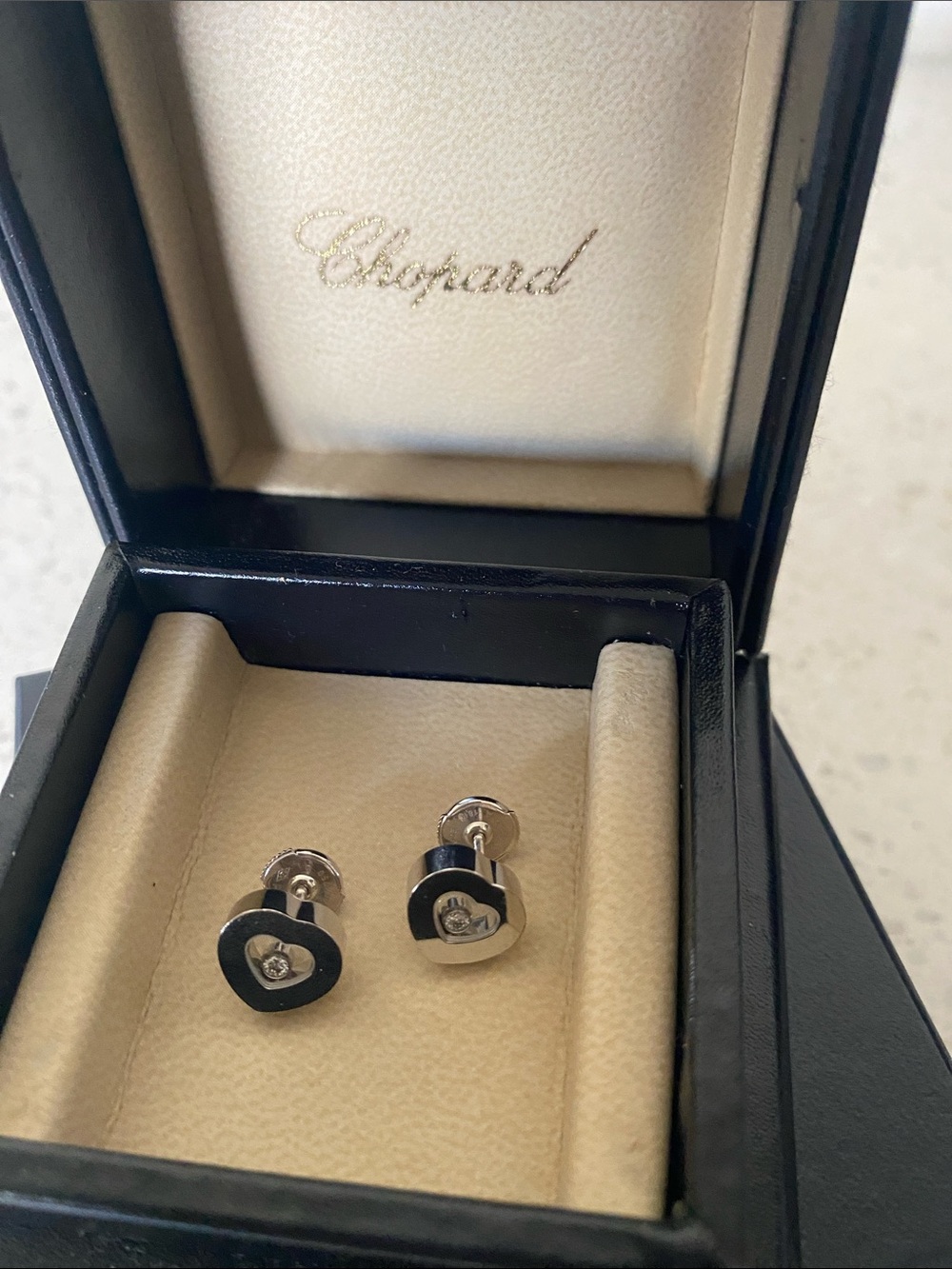 Chopard 18K White Gold Happy Hearts Diamonds Earrings